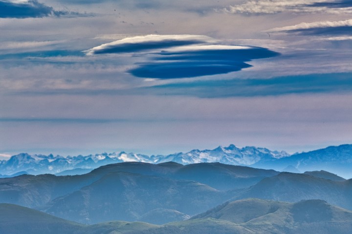 IMG_8586 (Petit) En route pour la Rhune depuis Sare